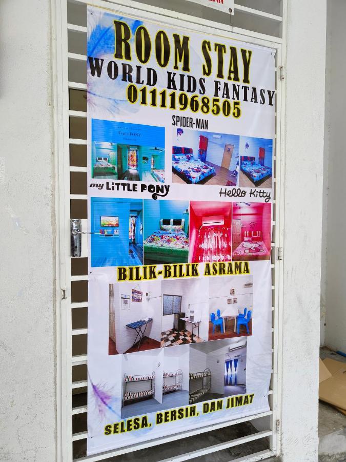 World Kids Fantasy Hotel Lumut Exterior photo