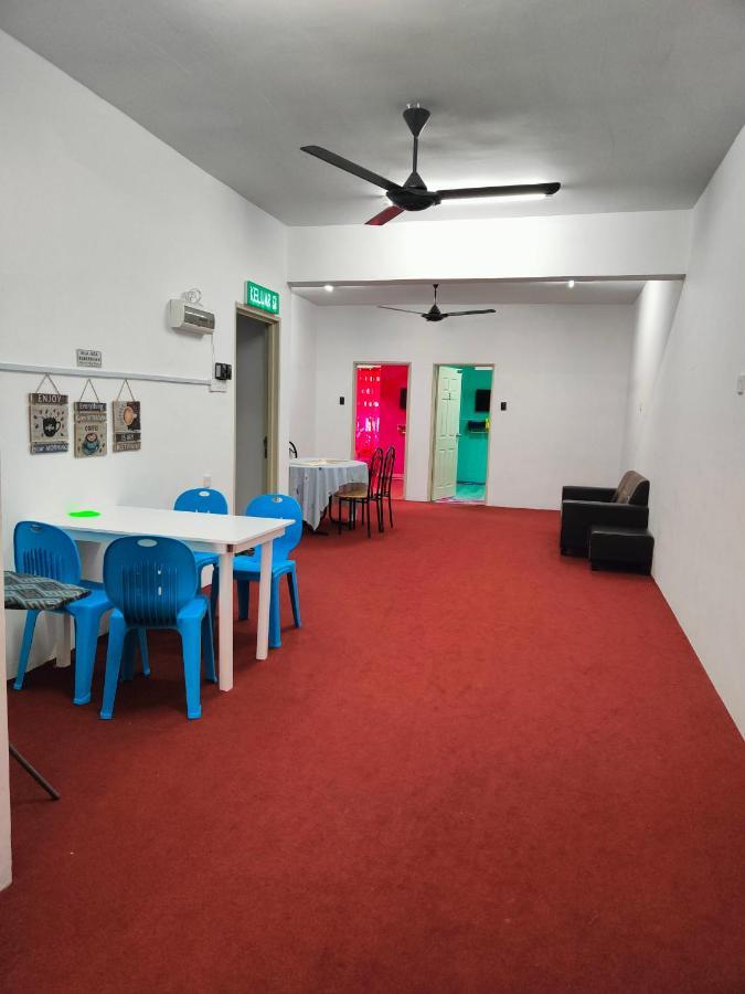 World Kids Fantasy Hotel Lumut Exterior photo